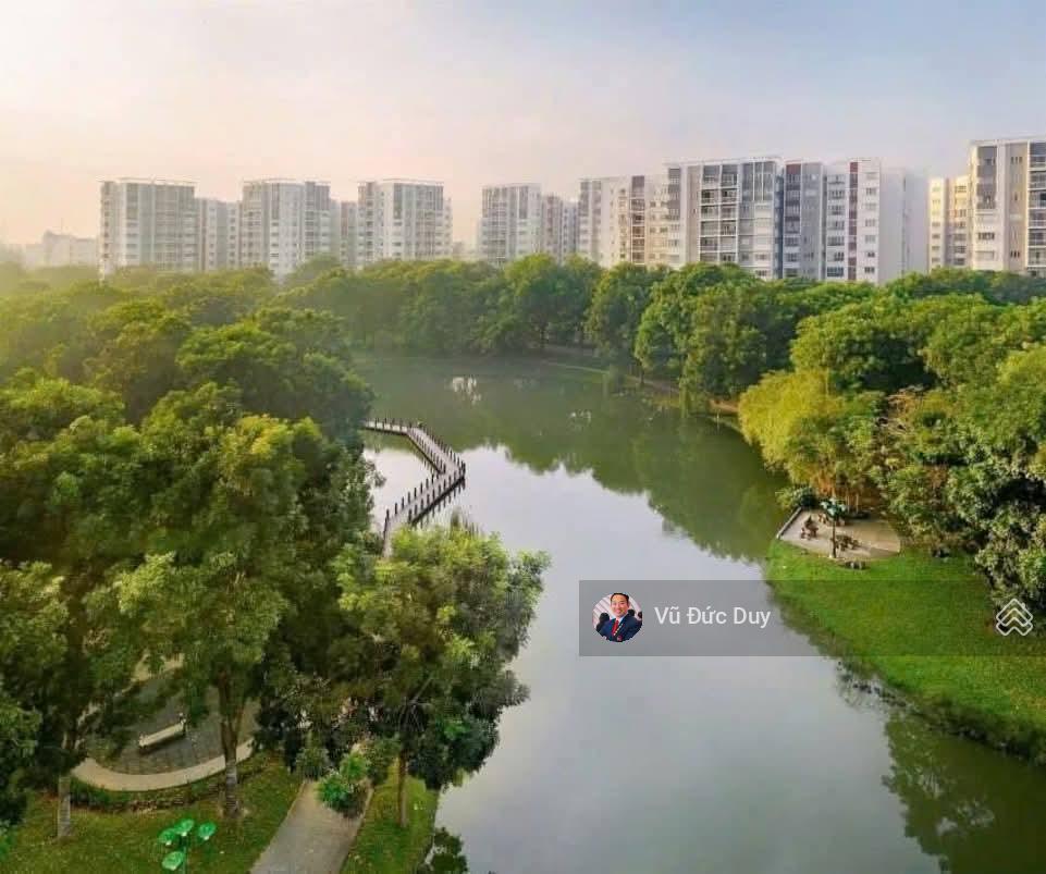 Bán căn hộ penthouse duplex celadon city, 200m2, đặc biệt 4pn, căn góc, rooftop, view vườn. 14.9 tỷ