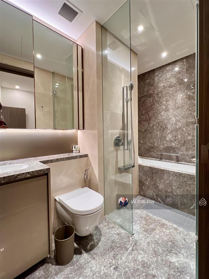 Cho thuê 2pn the marq 73m², nhà mới 100%, đẹp như hotel, tầng cao, thoáng. có phòng làm việc. 45tr