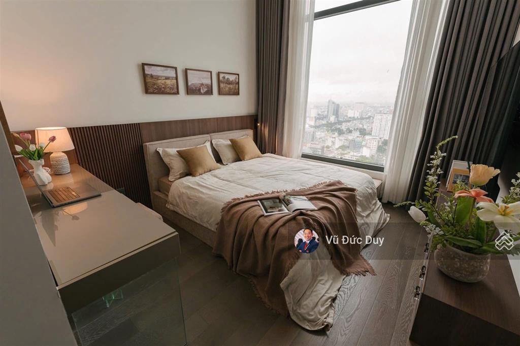Quận 1, chú di bán căn hộ 3pn the marq, 107m2, full nội thất, view landmark, nhà đẹp. tầng cao