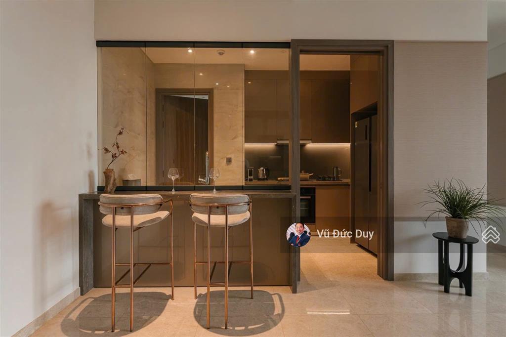 Quận 1, chú di bán căn hộ 3pn the marq, 107m2, full nội thất, view landmark, nhà đẹp. tầng cao
