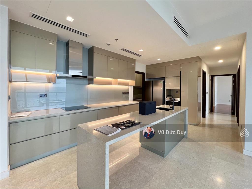 Cho thuê 4pn q2 thảo điền 185m2, căn góc, thang máy riêng