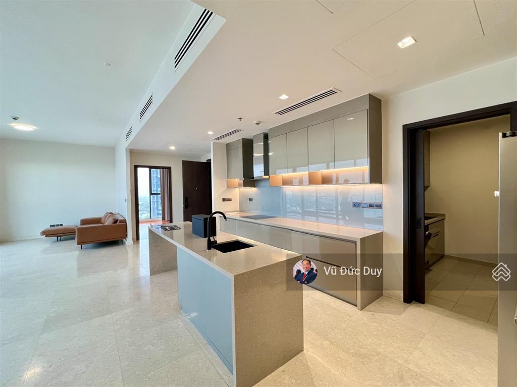 Cho thuê 4pn q2 thảo điền 185m2, căn góc, thang máy riêng