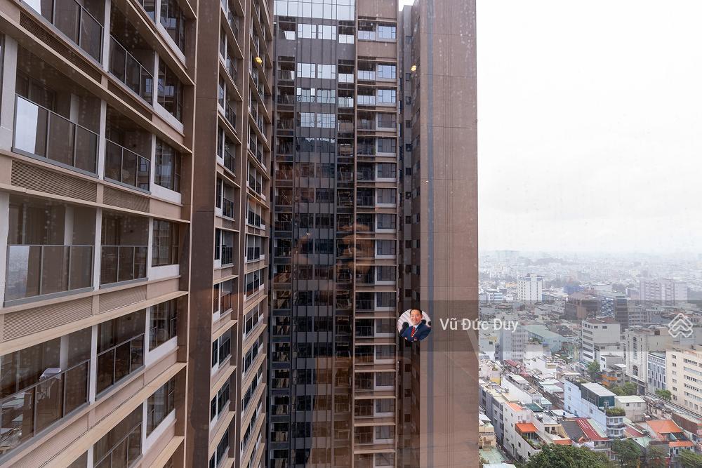 Bán 1pn the marq 51m2, tầng cao, view đẹp. sổ hồng. đặc biệt 2 phòng ngủ vuông vức. giá 9,88 tỷ