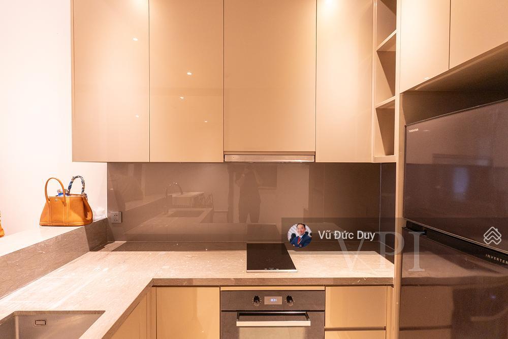Bán 1pn the marq 51m2, tầng cao, view đẹp. sổ hồng. đặc biệt 2 phòng ngủ vuông vức. giá 9,88 tỷ