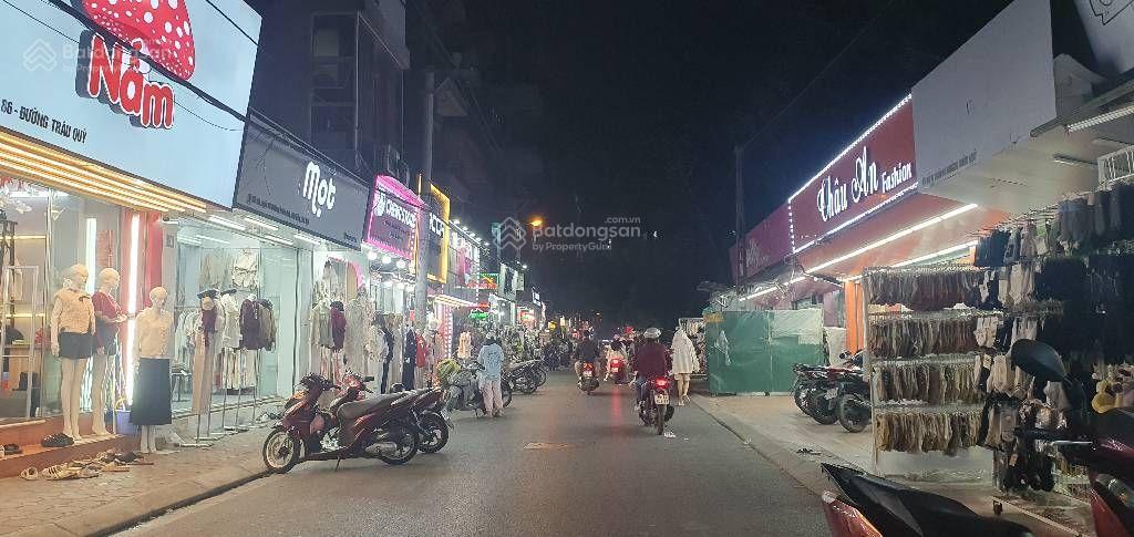 Nhà mặt phố trâu quỳ,gia lâm, kinh doanh sầm uất,giáp đh nông nghiệp, phân 2 lô,xây toà dịch vụ ok