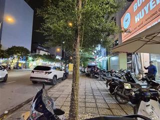 Nhà mặt phố thành trung, trâu quỳ,cạnh đh nông nghiệp,dòng tiền 70tr/ tháng, 50m ra hồ điều hoà