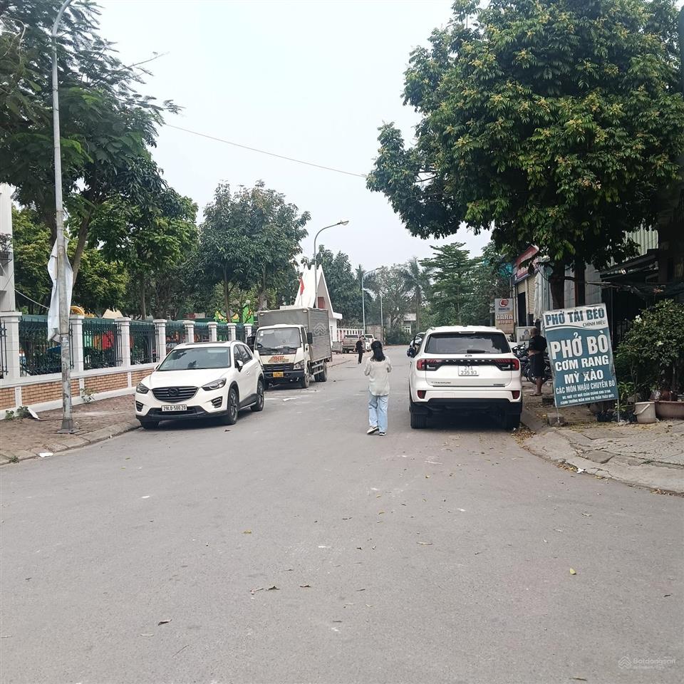 Nhà xưởng 31ha trâu quỳ, gia lâm, kinh doanh dòng tiền, mặt tiền khủng,trung tâm, gần trường chợ...