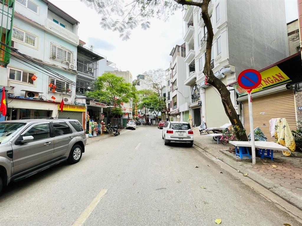 Mặt phố ái mộ, long biên, lô góc thoáng sáng, vỉa hè, kinh doanh, ô tô tránh, 3 sổ 1 nhà