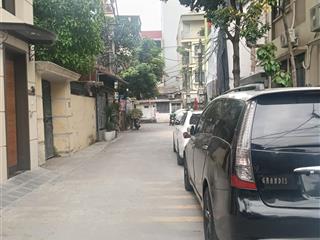 Nhà cũ phân lô phố lâm hạ, long biên, ngay hồ công viên, nhà thoáng mát, thông tứ tung
