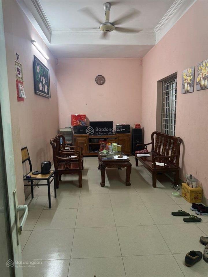 Mảnh đất đàm quang trung, long biên, đón đầu cầu trần hưng đạo, phân nhiều lô, ô tô 7 chỗ vào đất
