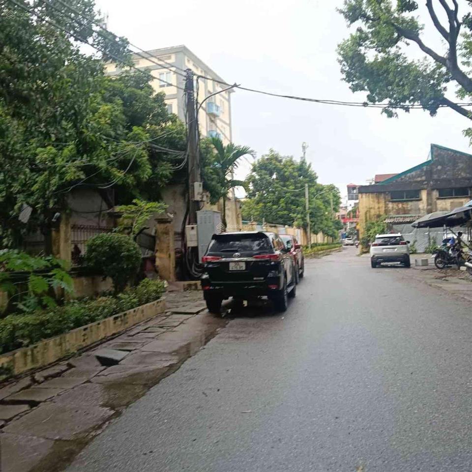 Lô góc tại hoàng minh đạo, bồ đề, long biên, thông số vàng, vài trăm m ra bệnh viện tâm anh