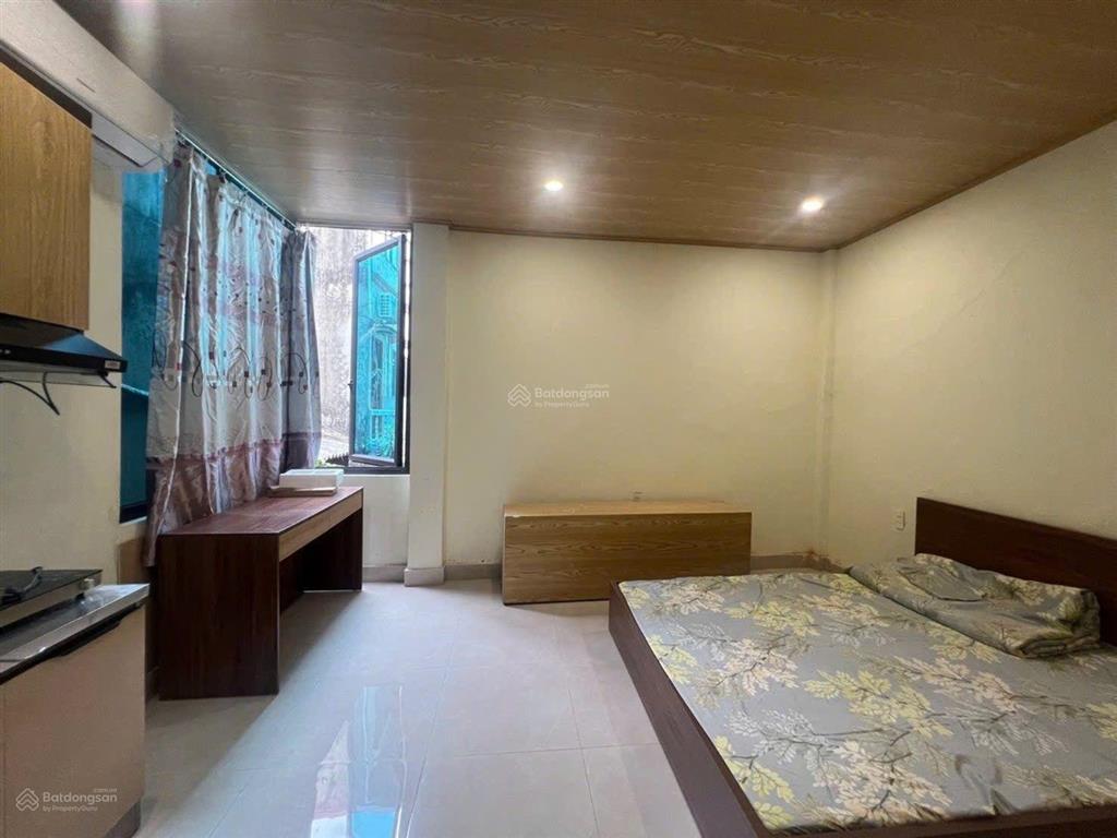 Trung tâm ngọc lâm, long biên,3 bước ra phố, đủ tiện ích,bài phút sang phố cổ, hơn 8tỷ thương lượng