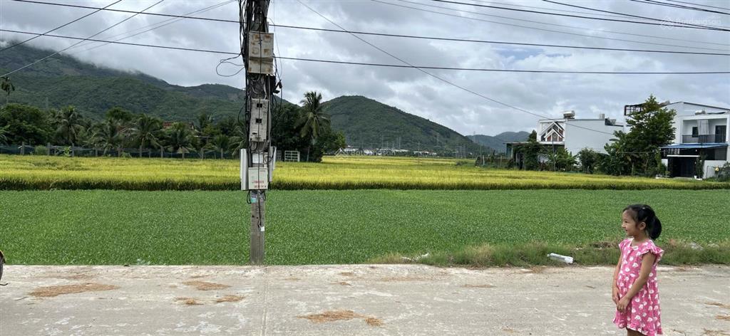 Chính chủ cần tiền bán lô đất mặt tiền thôn tây xã vĩnh phương