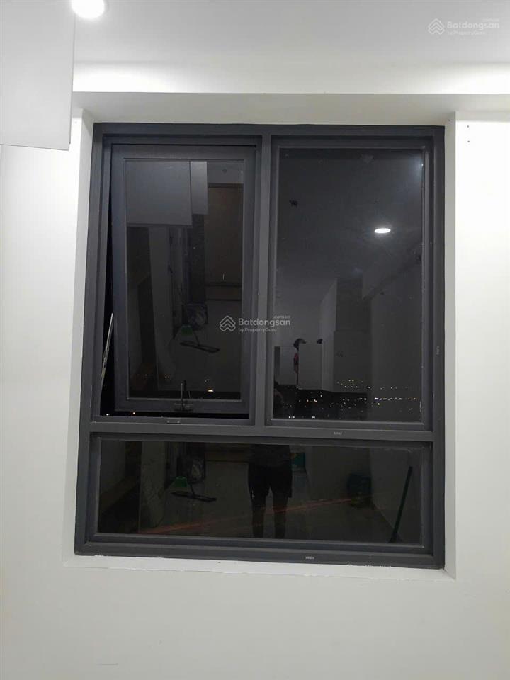 Cho thuê dài hạn nhà mới xây dựng  dt 3x12 gác lửng 3x6. khu an ninh  xe oto vô tới nhà