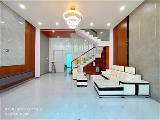 Nhà cho thuê trệt 2 lầu sẵn nội thất  kdc nam long  giá chính chủ 13 triệu / tháng