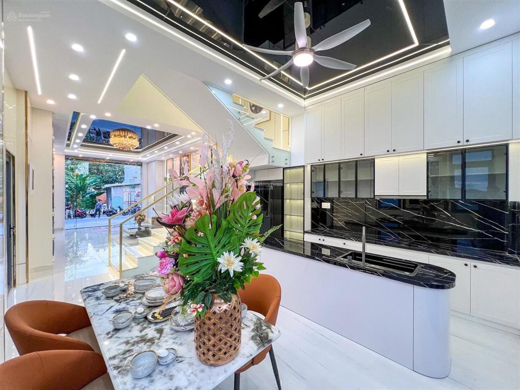 Cặp nhà 1 trệt 2 lầu mới hoàn thiện có hẻm hông 2m ngay đường d14 kdc hồng loan 6a