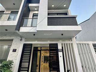 Nhà 1 trệt 2 lầu ngay kdc hồng loan ,p cái răng ,tp cần thơ i gần bệnh viện đh nam cần thơ !
v