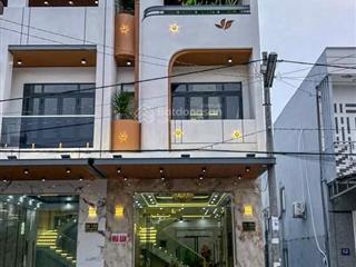 Nhà 1 trệt 2 lầu mới hoàn thiện hiện đại đường d14 kdc hồng loan 6a gần bệnh viện đh nam cần thơ