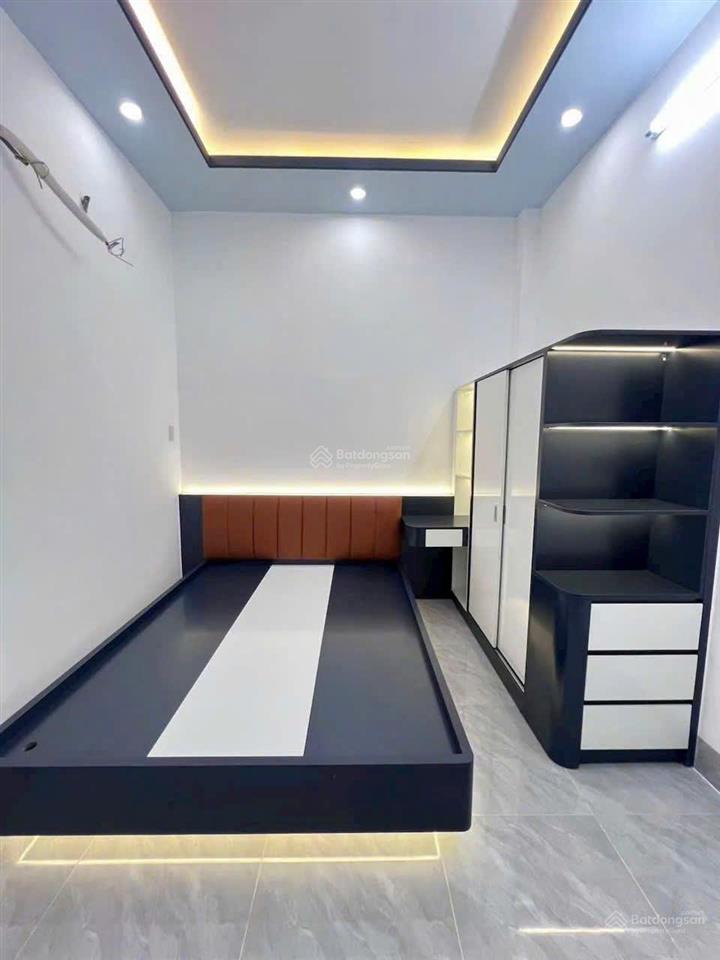 Nhà lầu mới đẹp sổ hồng hoàn công lộ 4m gần bệnh viên đa khoa trung ương tp cần thơ