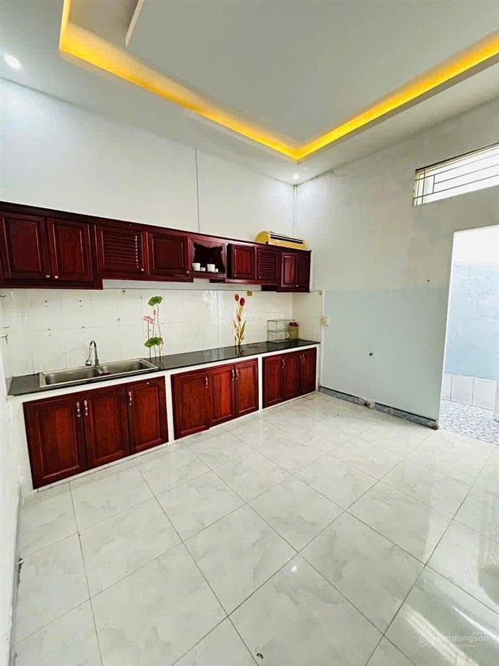 Cho thuê nhà trệt kdc hàng bàng,gần trường đại học y dược cần thơ giá 6 triệu/ tháng