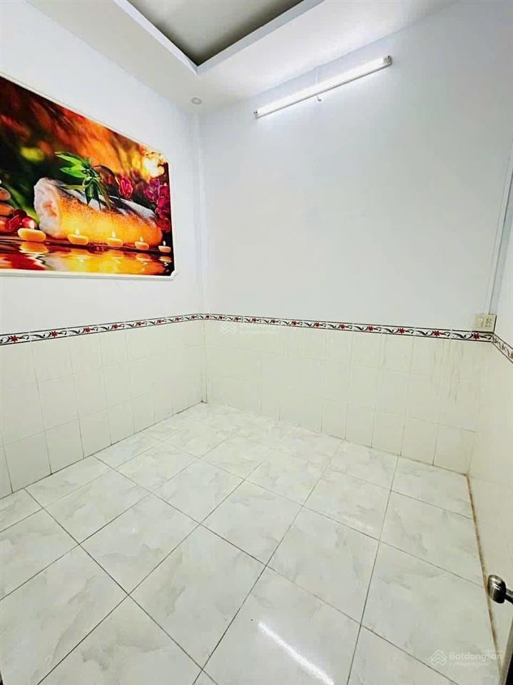 Cho thuê nhà trệt kdc hàng bàng,gần trường đại học y dược cần thơ giá 6 triệu/ tháng
