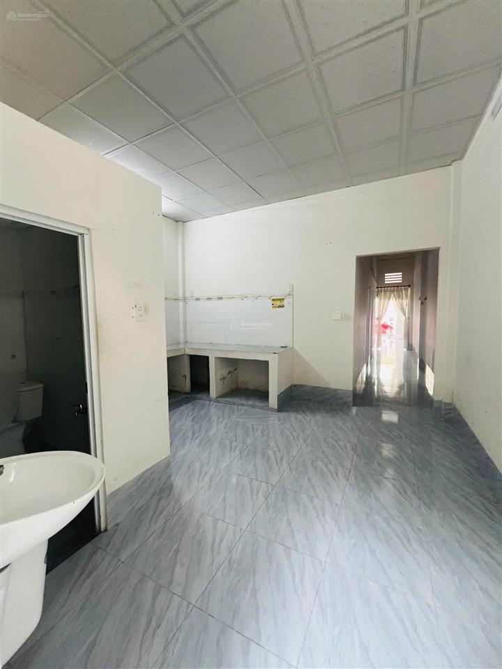 Cho thuê nhà trệt mới đẹp có 2 phòng ngủ  kdc hưng phú  tp cần thơ giá 6 triệu