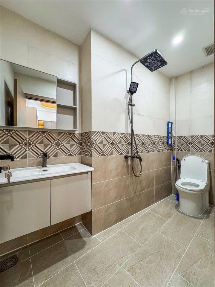 Bán nhà lầu mới đẹp có 4 phòng ngủ sổ hồng hoàn công nhà gần trường cđ kinh tế tp cần thơ