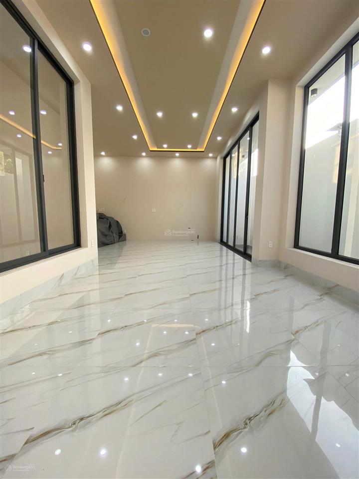 Cho thuê nhà biệt thự 2 lầu kế siêu thị go ngay kdc hưng phú tp cần thơ