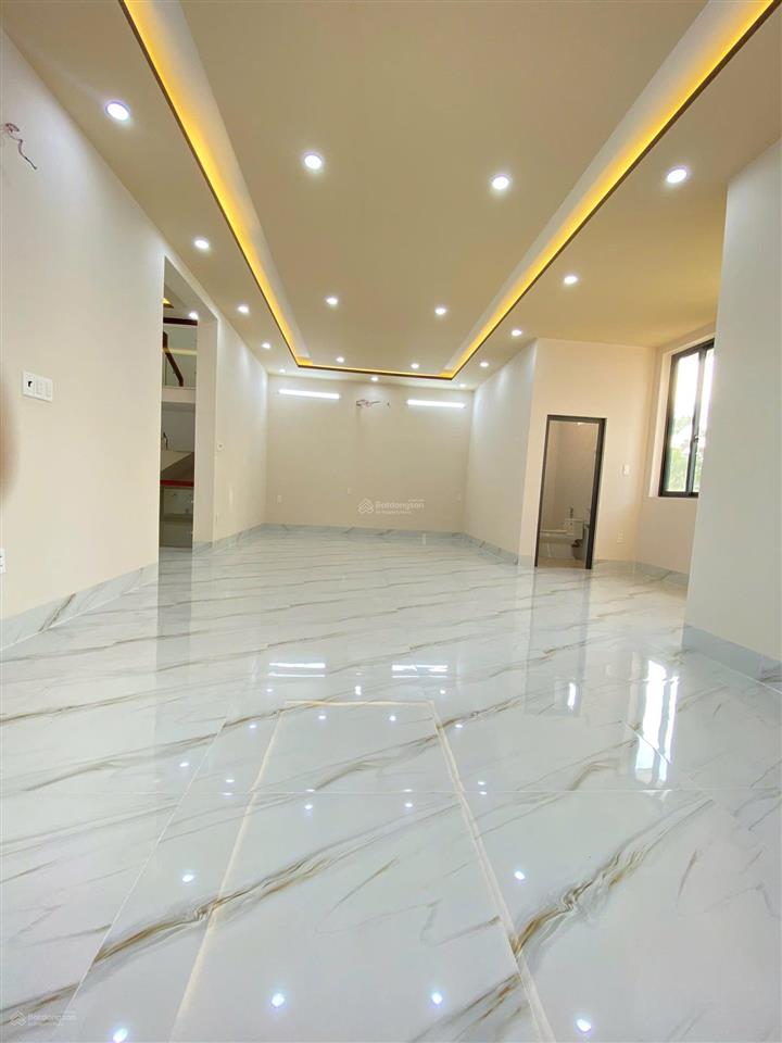 Cho thuê nhà biệt thự 2 lầu kế siêu thị go ngay kdc hưng phú tp cần thơ