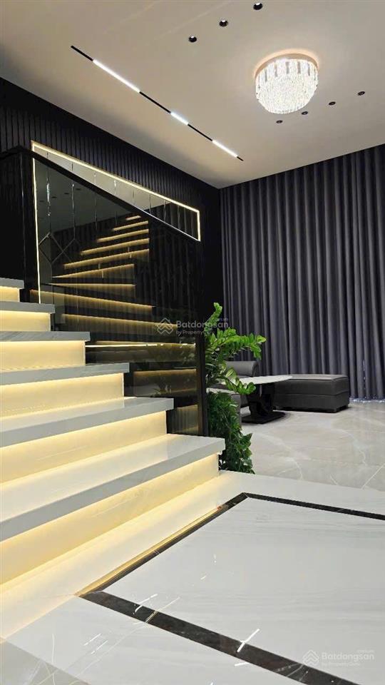 Giảm giá bán nhanh nhà lầu mới đẹp full nội thất ngay kdc hồng phát công năng 3 phòng ngủ