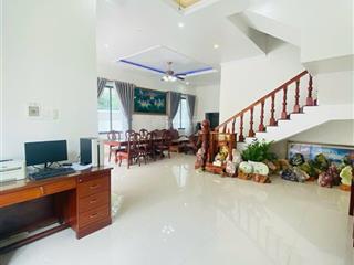 (cg) cho thuê nhà biệt thự nghỉ dưỡng  đẹp hiện đại  góc 2 mặt tiền  kdc nam cần thơ