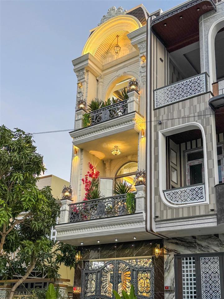 Nhà 2 lầu mới 100% thiết kế tân cổ điển ngay kdc thới nhựt 2 gần trường đại học y dược tp cần thơ