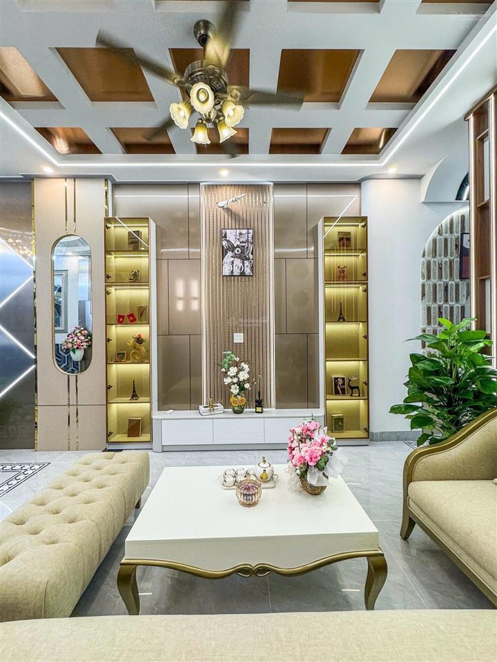 Nhà 2 lầu mới 100% thiết kế tân cổ điển ngay kdc thới nhựt 2 gần trường đại học y dược tp cần thơ