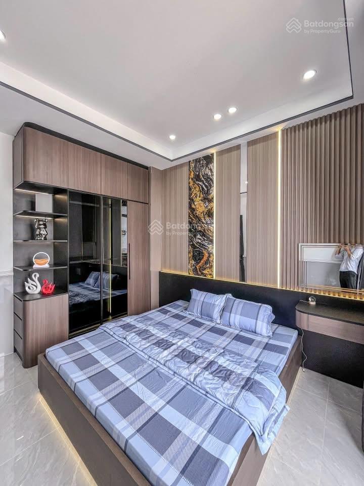 Nhà 3 tầng mới đẹp khu vực an ninh thích hợp kinh doanh gần bệnh viện nhi đồng đại học fpt