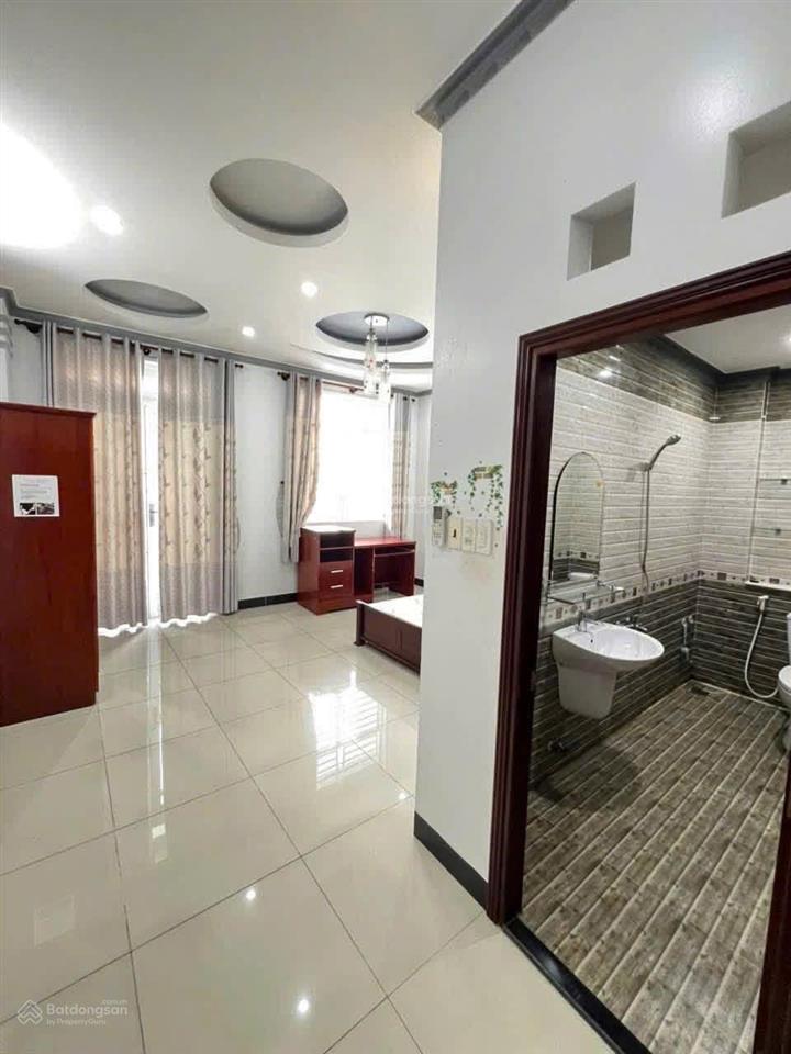 Nhà 1 trệt 2 lầu mặt tiền kinh doanh lộ giới 40m ngay kdc hưng phú  gần st go cái răng tp cần thơ