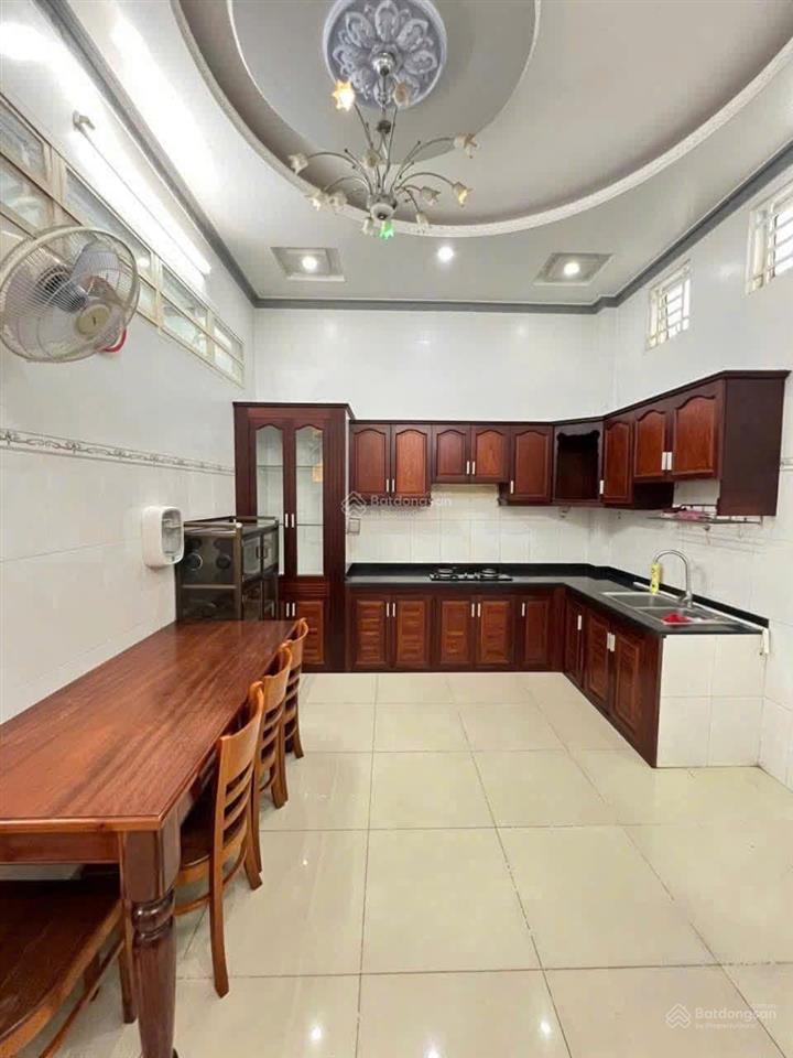 Nhà 1 trệt 2 lầu mặt tiền kinh doanh lộ giới 40m ngay kdc hưng phú  gần st go cái răng tp cần thơ