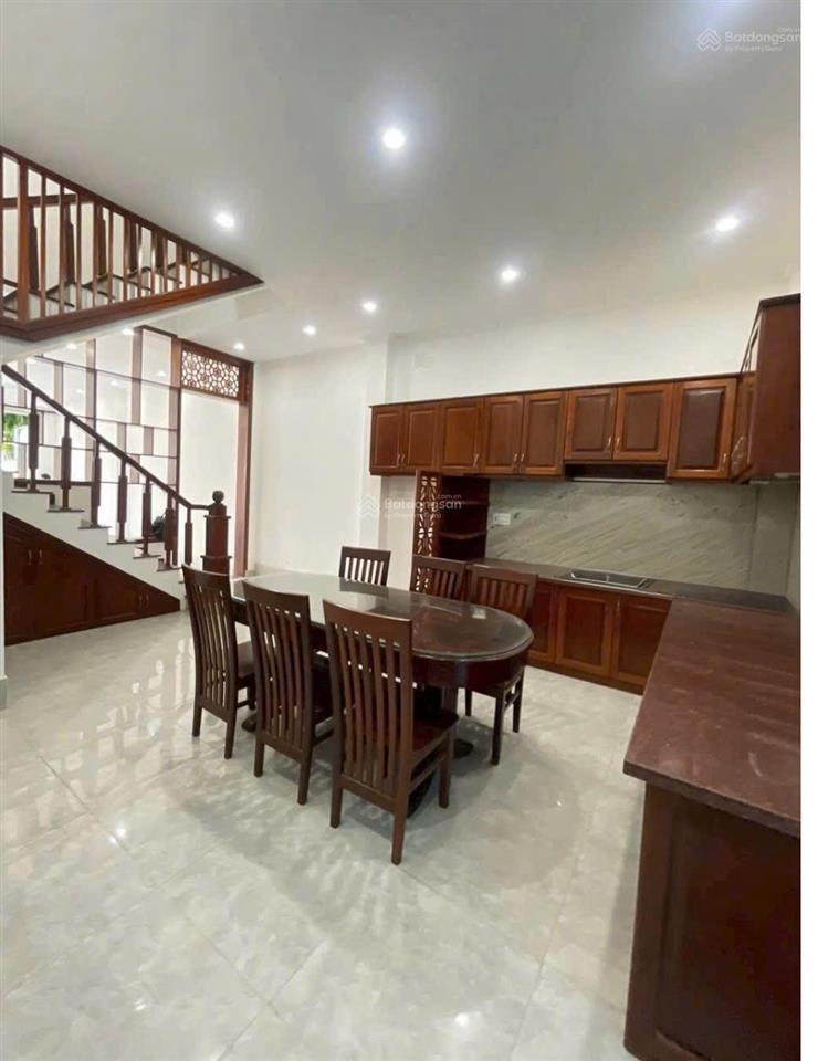 Cho thuê nhà 1 trệt 3 lầu mới đẹp sẵn nội thất mặt tiền kinh doanh lộ 30m hồng loan 5c gần bến xe