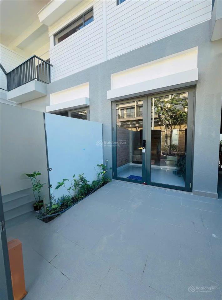 Cho thuê nhà 1 trệt 2 lầu đẹp mới 100%  sẵn máy lạnh  kdc nam long 3  cái răng tp cần thơ