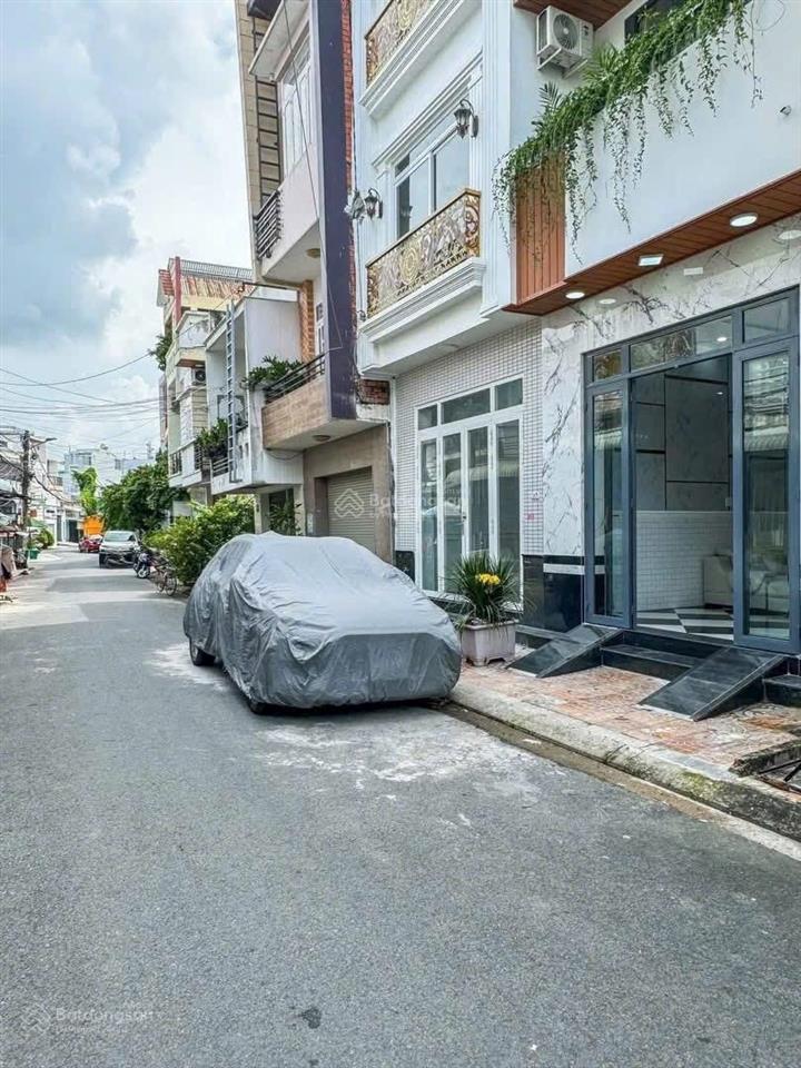 Nhà 3 lầu mới đẹp mặt tiền nguyễn văn trỗi kế bên trường đại học cần thơ giảm giá banh nhanh