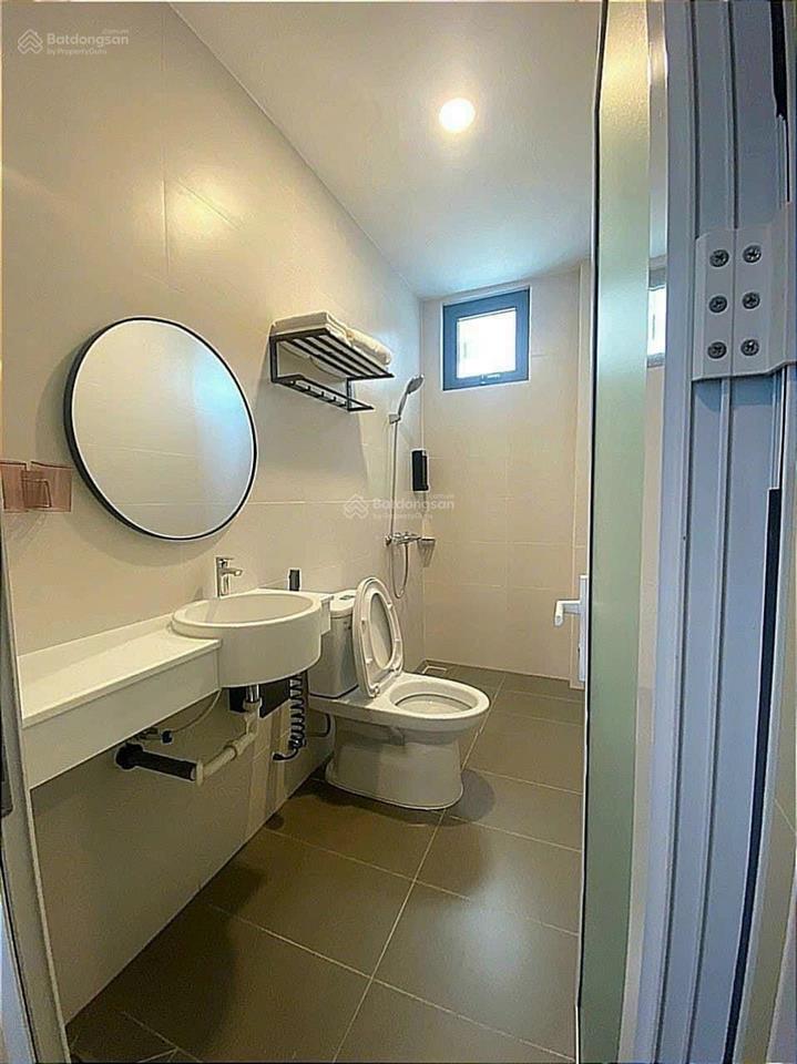 Cho thuê căn hộ cao cấp kế bến ninh kiều tòa nhà có hồ bơi miễn phí, cách khu chợ đêm 150m