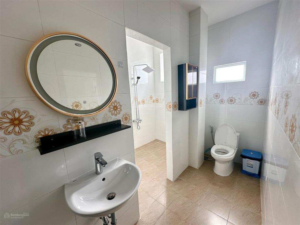 Cho thuê căn hộ mini ngay trung tâm ninh kiều, gần công viên lưu hữu phước, có nhà xe ô tô