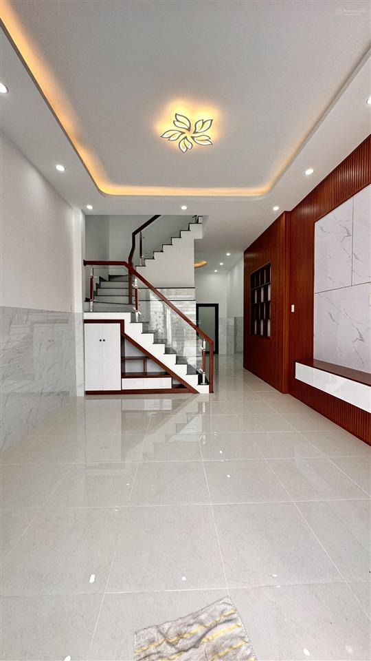 Bán nhà lầu mới đẹp mặt tiền kinh doanh lộ nhựa 6m cách trường đại học tây đô 850m cái răng, tp ct