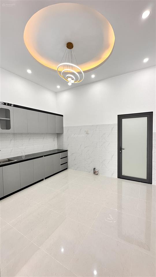 Bán nhà lầu mới đẹp mặt tiền kinh doanh lộ nhựa 6m cách trường đại học tây đô 850m cái răng, tp ct