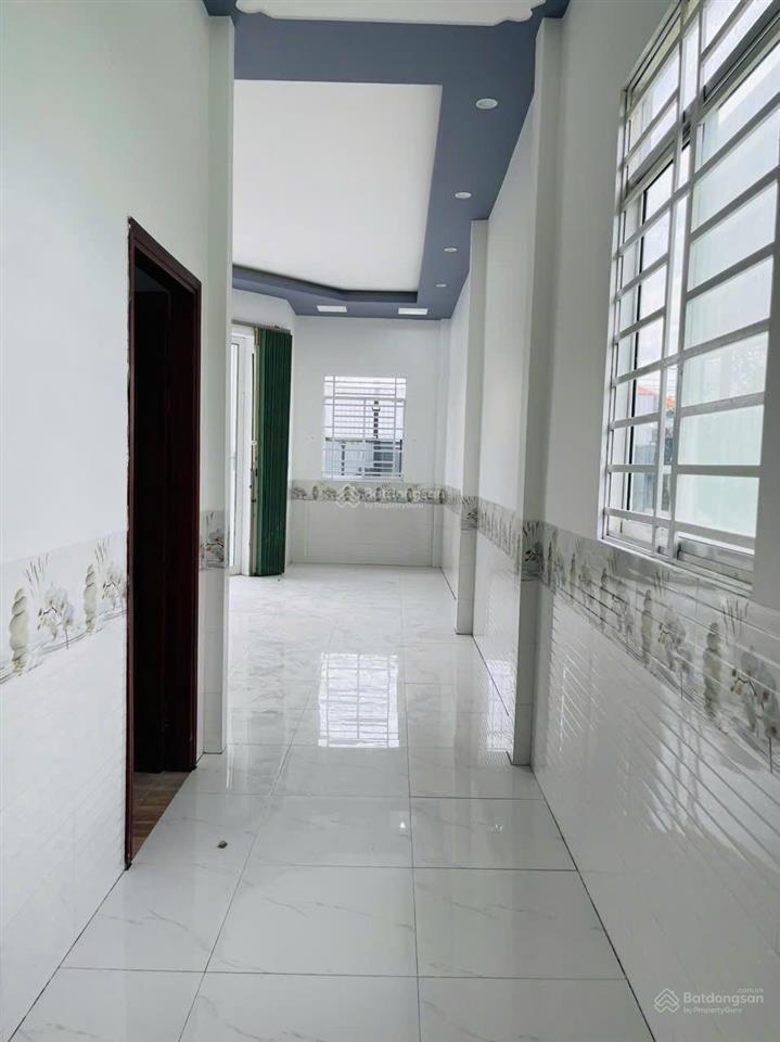 Cho thuê nhà trệt rộng mát  góc 2 mặt tiền  kdc hưng phú cái răng cần thơ