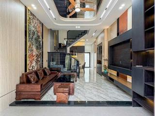 Bán nhà lầu mới đẹp cách bệnh viện đa khoa trung ương 300m lộ giới 4m full nội thất