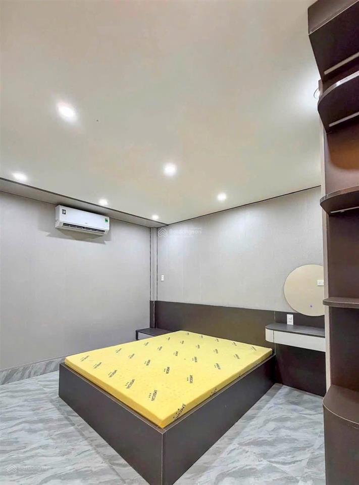 Bán nhà lầu lửng 3 phòng ngủ sổ hồng hoàn công cách siêu thị lotte mart mậu thân 200m p. cái khế