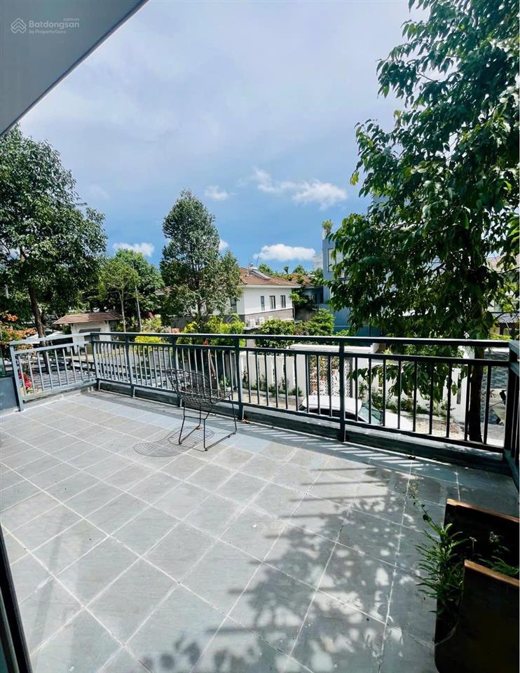 Cho thuê nhà trệt 2 lầu mới đẹp full nội thất xách vali vào là ở  khu nam long cái răng tp cần thơ