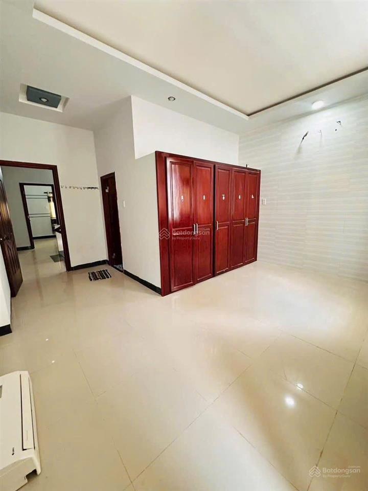 Cho thuê nhà 1 trệt 2 lầu mới đẹp kdc hưng phú, gần siêu thị go  cái răng tp cần thơ