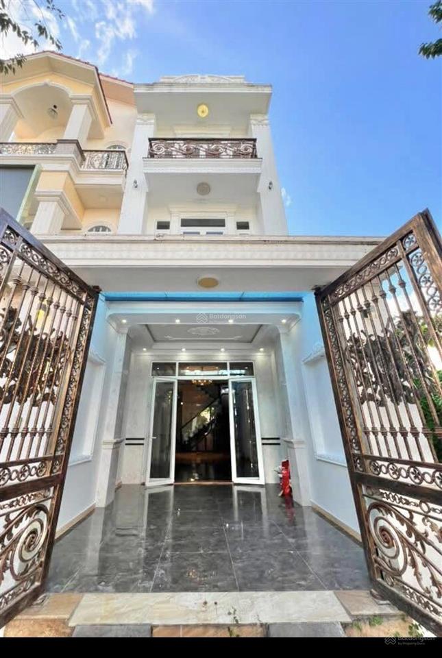 Cho thuê nhà 2 lầu ngay kdc hồng phát thuận tiện ở vp công ty lộ giới 20m nhà có 4 p ngủ master