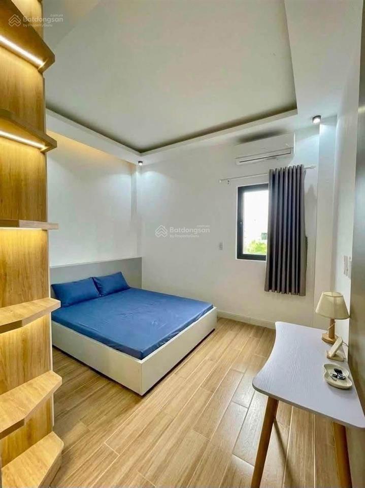Giảm giá bán thu hồi vốn định cư nhà lầu rộng có sân đậu oto cách đh y dược tp cần thơ